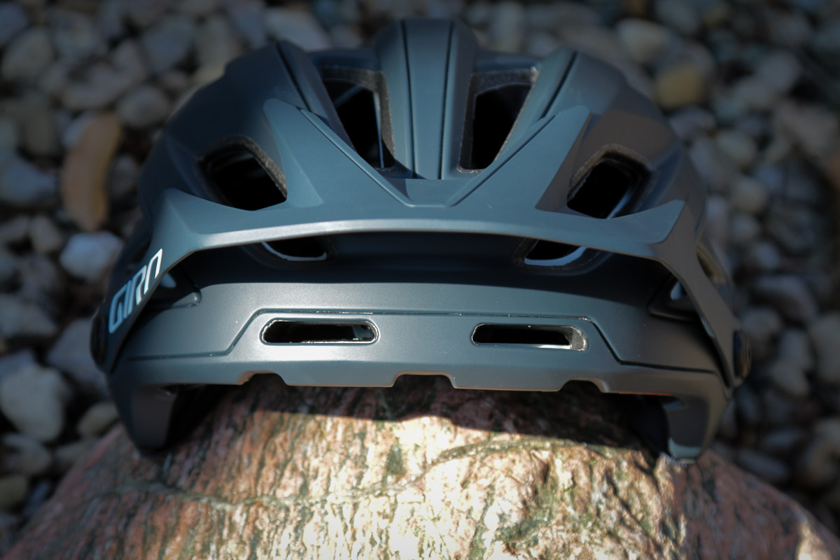 tiran Het begin Uitrusting All new Giro Merit Spherical MTB helmet is actually lighter and less  expensive - Bikerumor