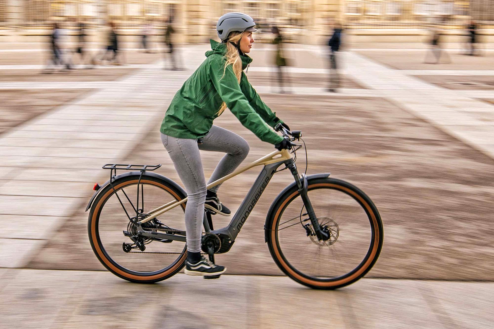Mondraker Urban Cross e-bikes, city riding