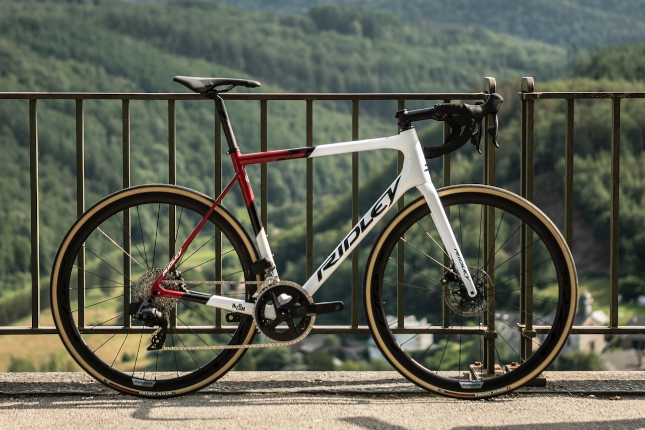 Ridley Helium red option