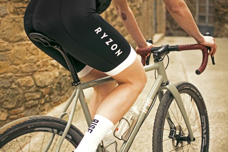 Ergon Allroad ergonomic component collection, gravel bike saddle, seatpost & bartape