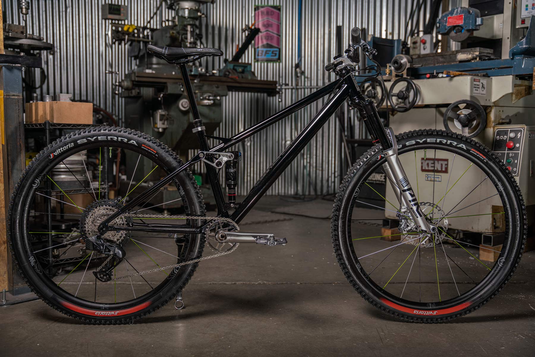 Reeb SST prototype lightweight steel 120mm full-suspension trail mountain bike, complete Sneak Peek