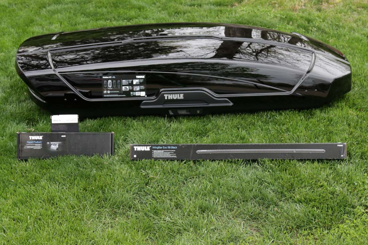 Thule Motion XT XL with roof rack