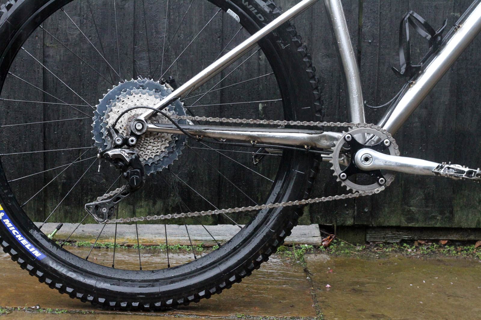 Starling Roost mullet hardtail mountain bike is a 140mm stainless steel  stunner - Bikerumor