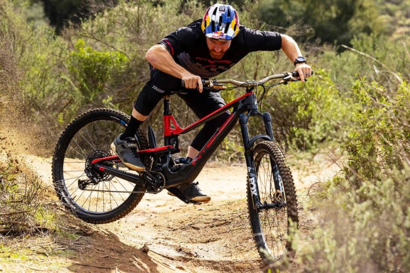 aaron gwin riding 2022 intense tracer 279