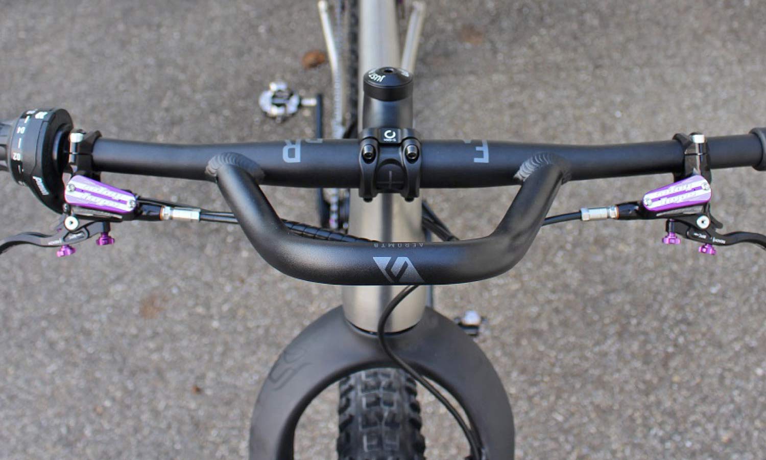 Mtb with store aero bars