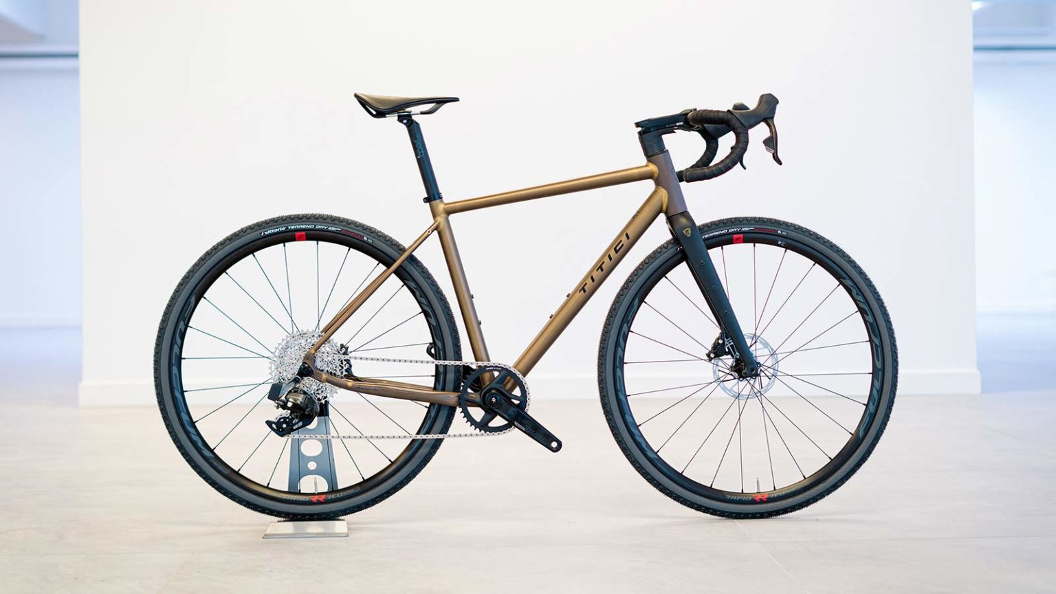 titici gravel bike