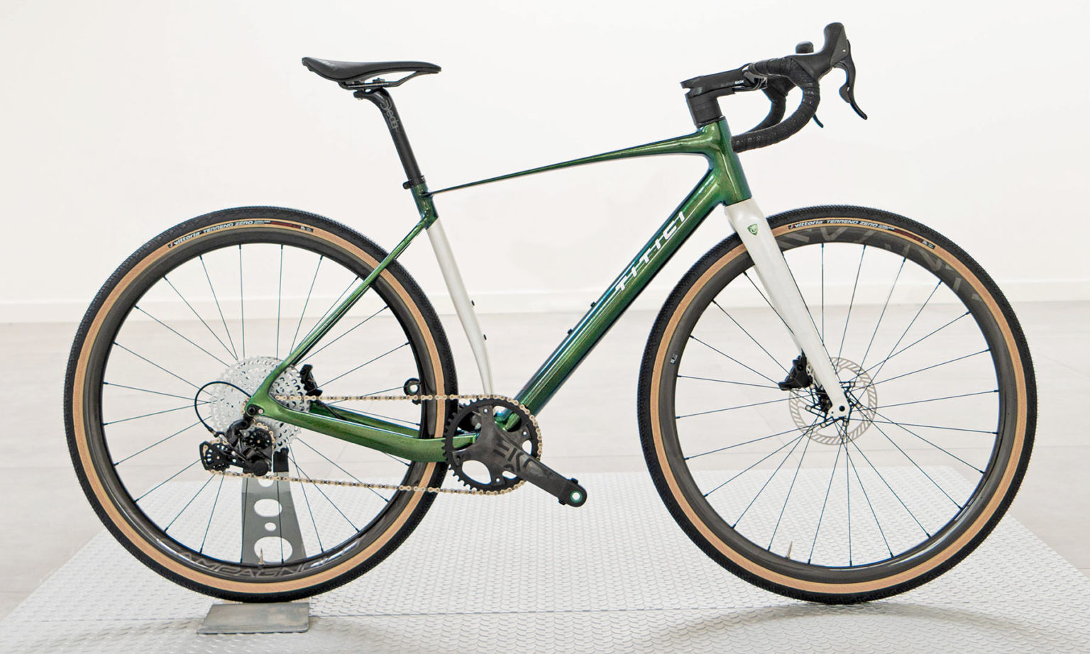 titici gravel bike