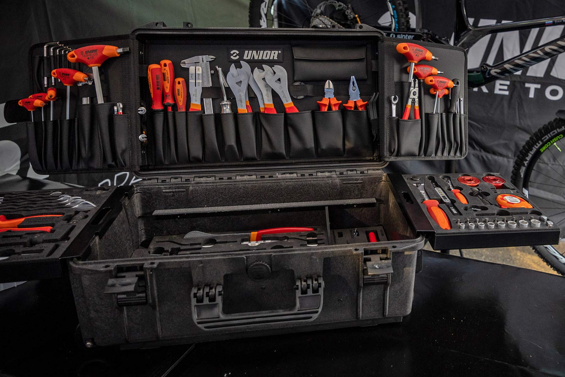 Unior bike tools Master Kit for pro cycling mechanics, contents