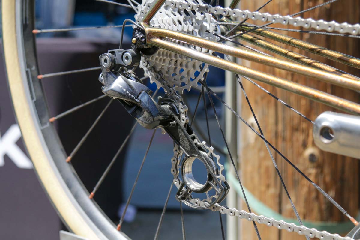 Dura Ace derailleur with hollow cage