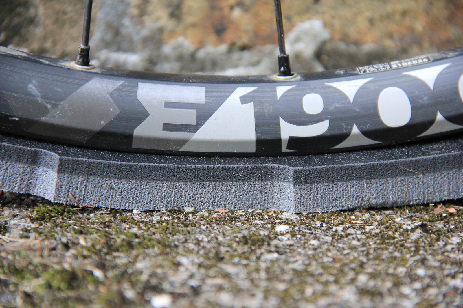 Review: MegaNorris Sandwich Tire Insert for MTB Rim Protection - Bikerumor