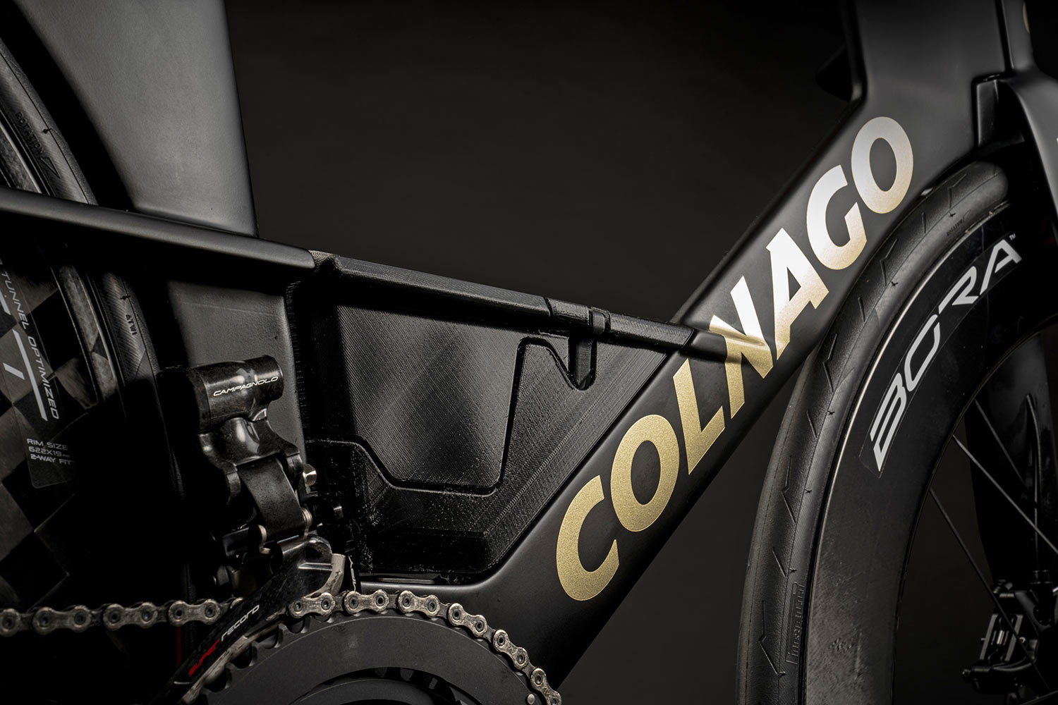 Colnago TT1 carbon disc brake time trial bike, UAE team TT bike, integrated bidon
