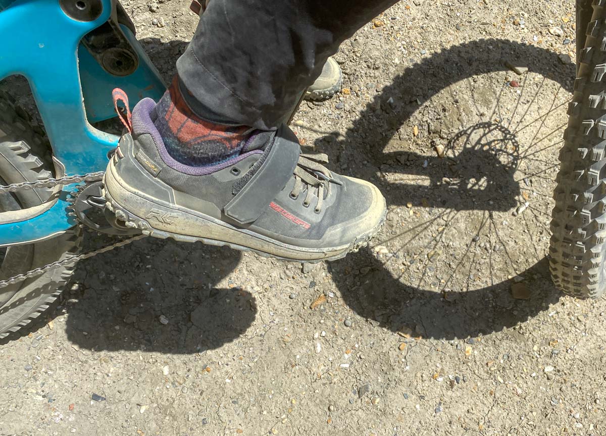 Review: Ride Concepts Tallac Clip mountain bike shoe rocks in