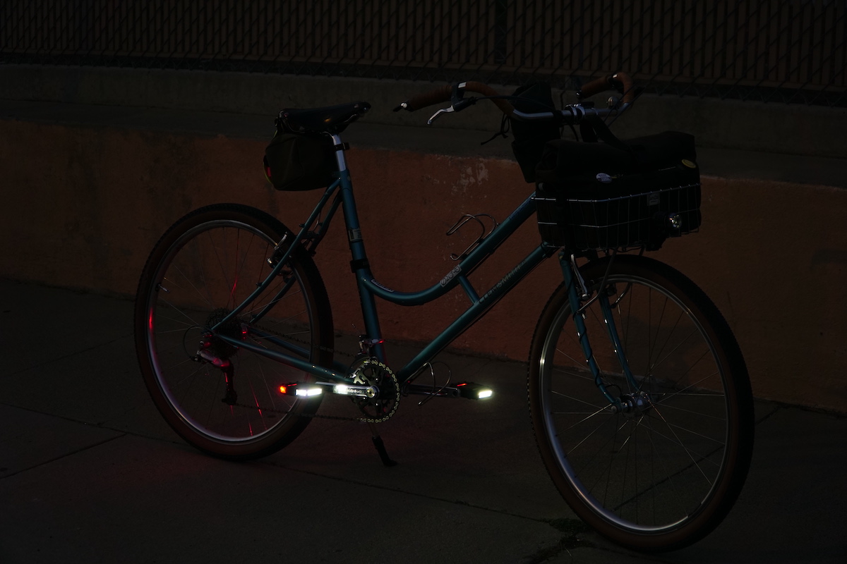 Review: RedShift Arclight Pedals Automatically Light Up to Be Safe and Get  Seen! - Bikerumor