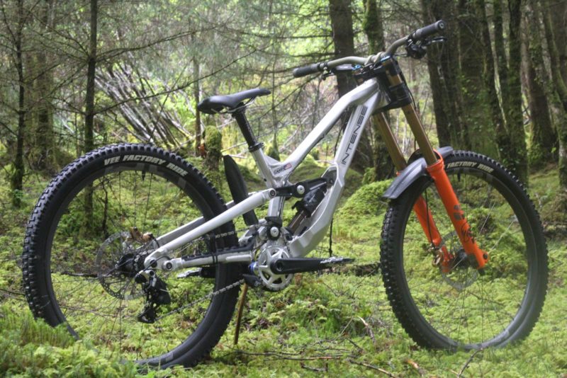 aaron gwin intense m297 dh prototype with i-track suspension high pivot floating idler