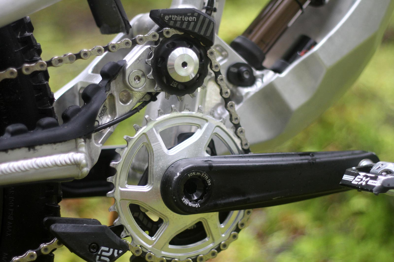 intense dh bike i-track suspension high pivot idler four-bar