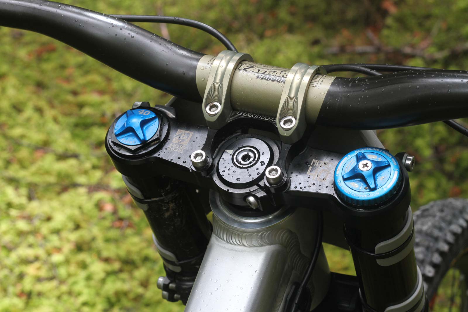 kj sharp's raaw dh bike headset adjustment reach head angle