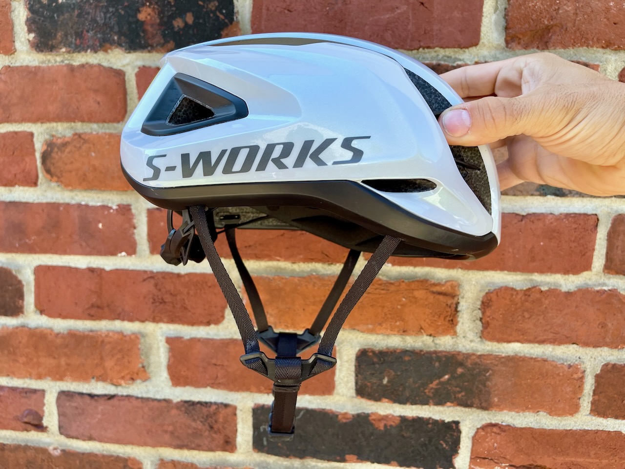 Specialized S-Works Prevail 3 side with straps
