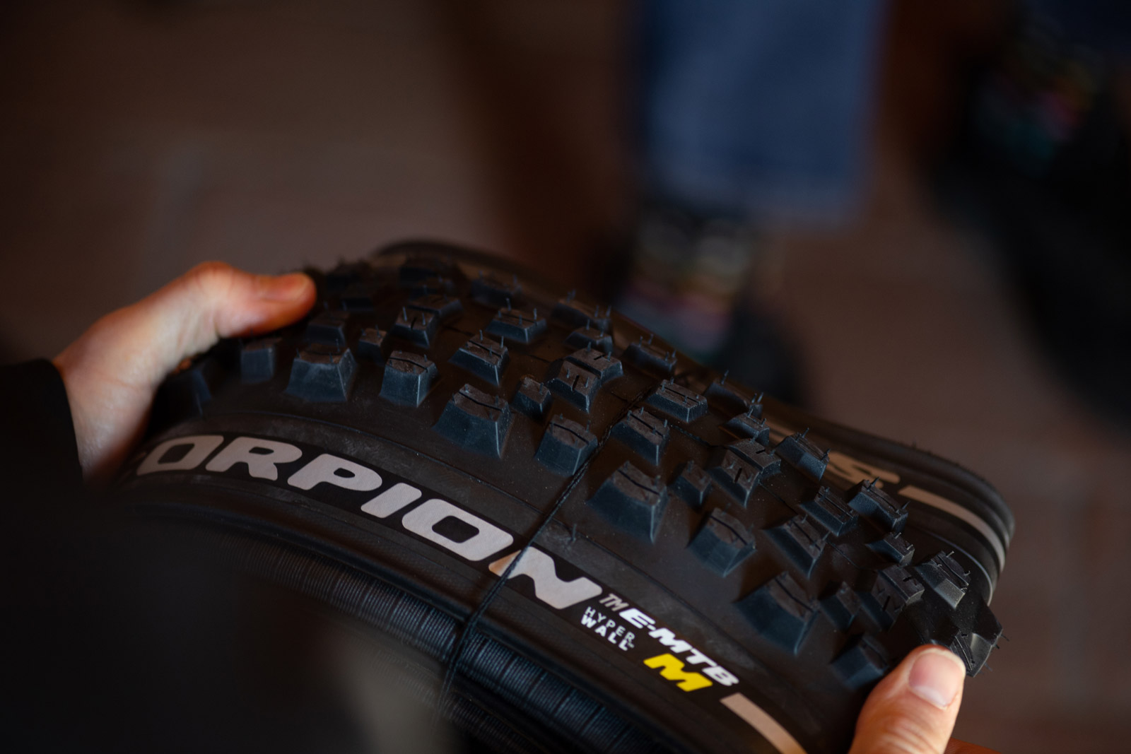 pirelli scorpion emtb m tread with smartgrip gravity rubber compound shre a rating 50a