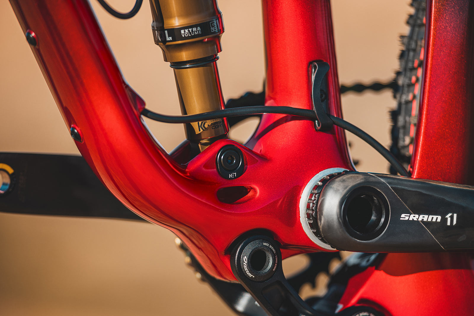 2023 niner RKT RDO mountain bike closeup details of shock mount