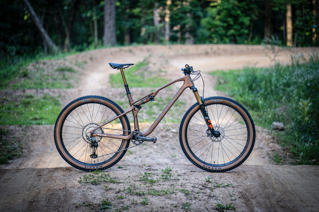 Raadplegen recorder Tablet Allied Cycle Works finally reveals new BC40 120mm full suspension MTB  that's made in USA - Bikerumor