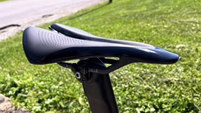 The CADEX Boost road bike saddle is pure aero comfort – but you have to pay for it