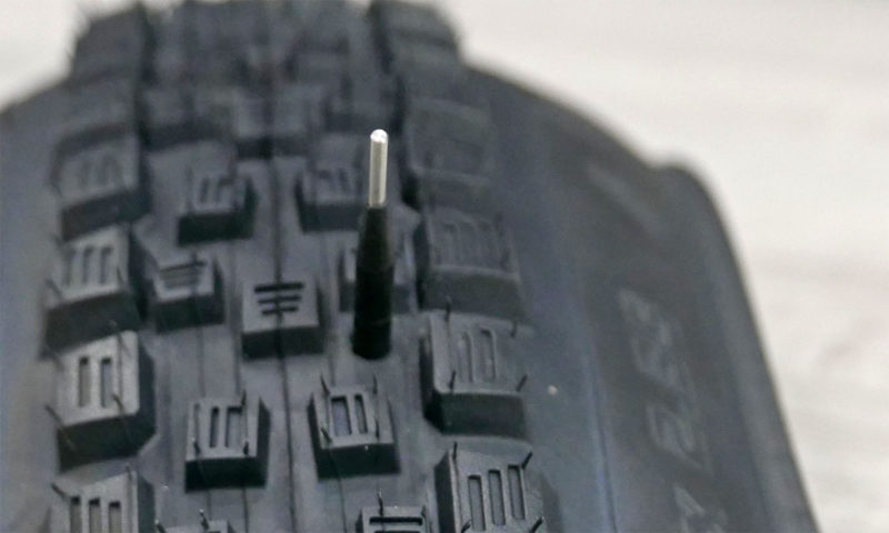 Lezyne Tubeless Pro Plugs fix damaged tires for good