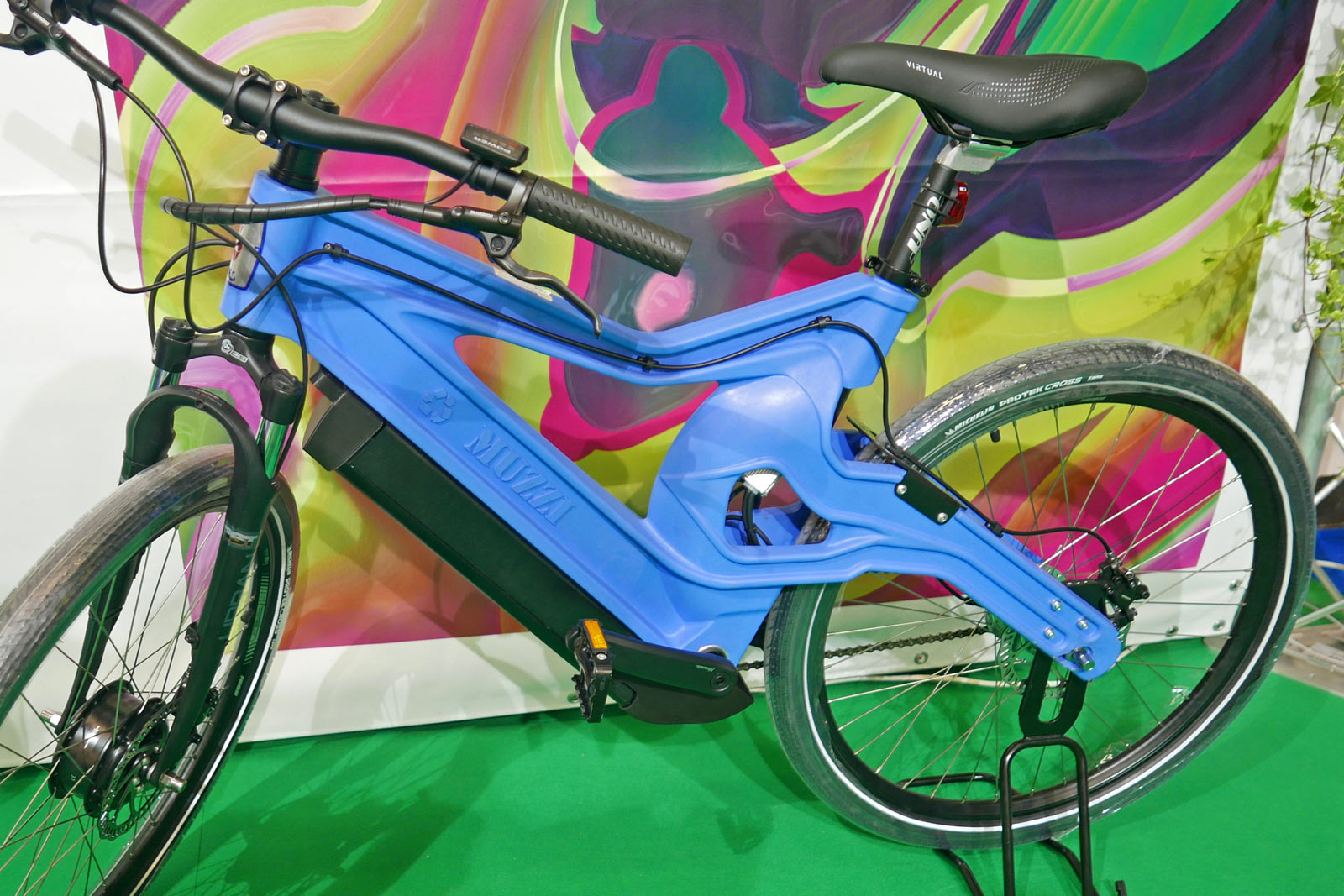 Muzzi Cycles sustainable modular recycled plastic bike, ebike version