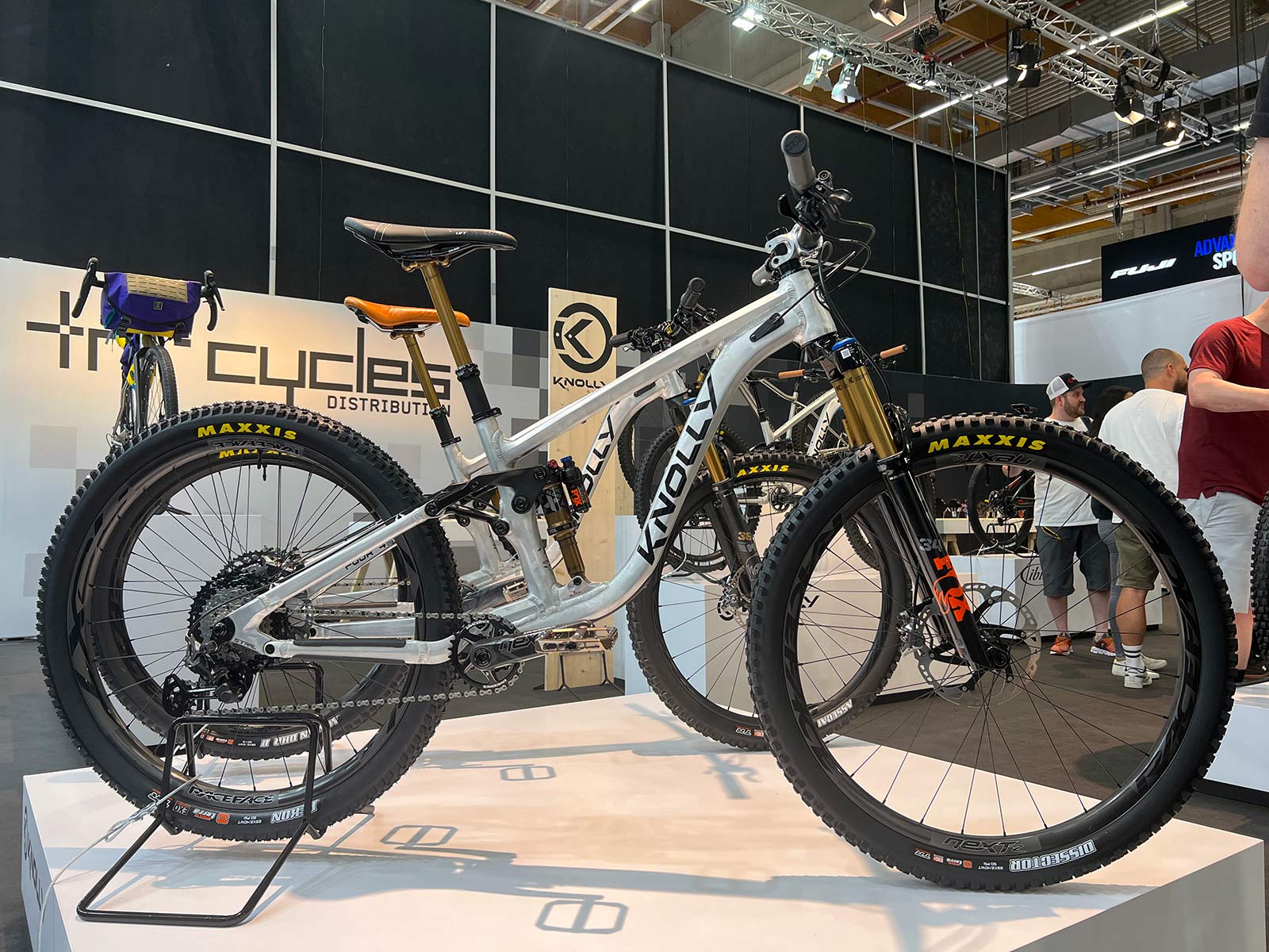 prototype knolly mountain bikes with sleeker tubes for 2023