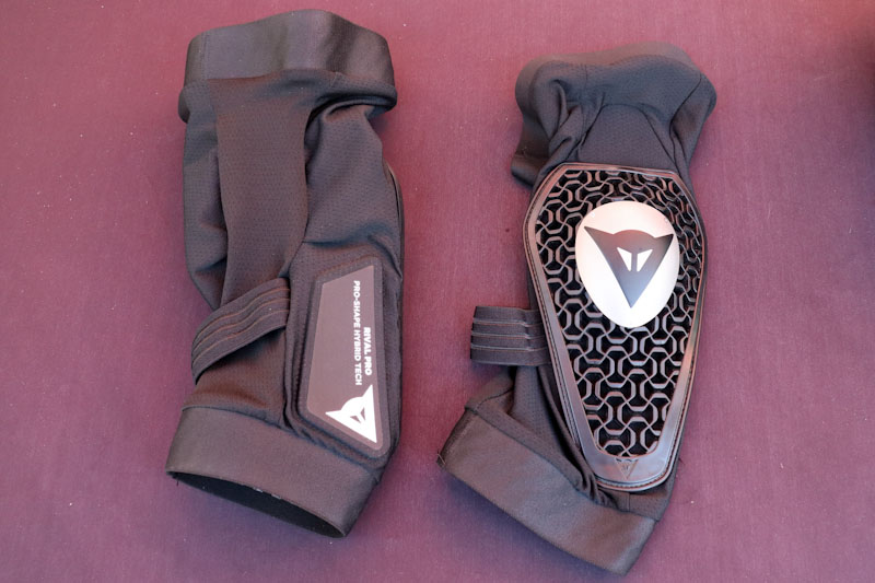 Dainese Rival Pro knee guards