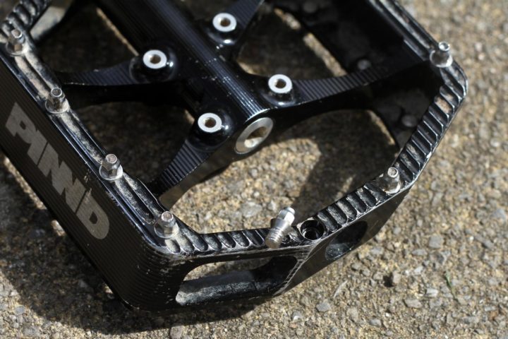 mtb flat pedal pins