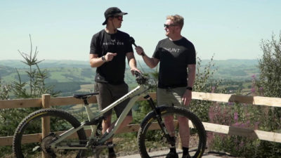 Video: Matt Simmonds shows off ‘A Downhiller’s Trail Bike Build’ from Privateer