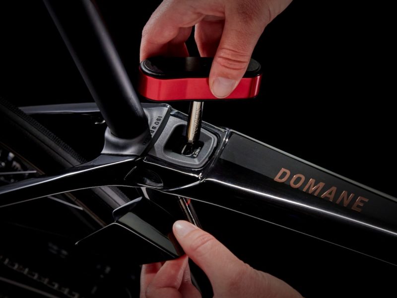 trek domane seat height adjustment