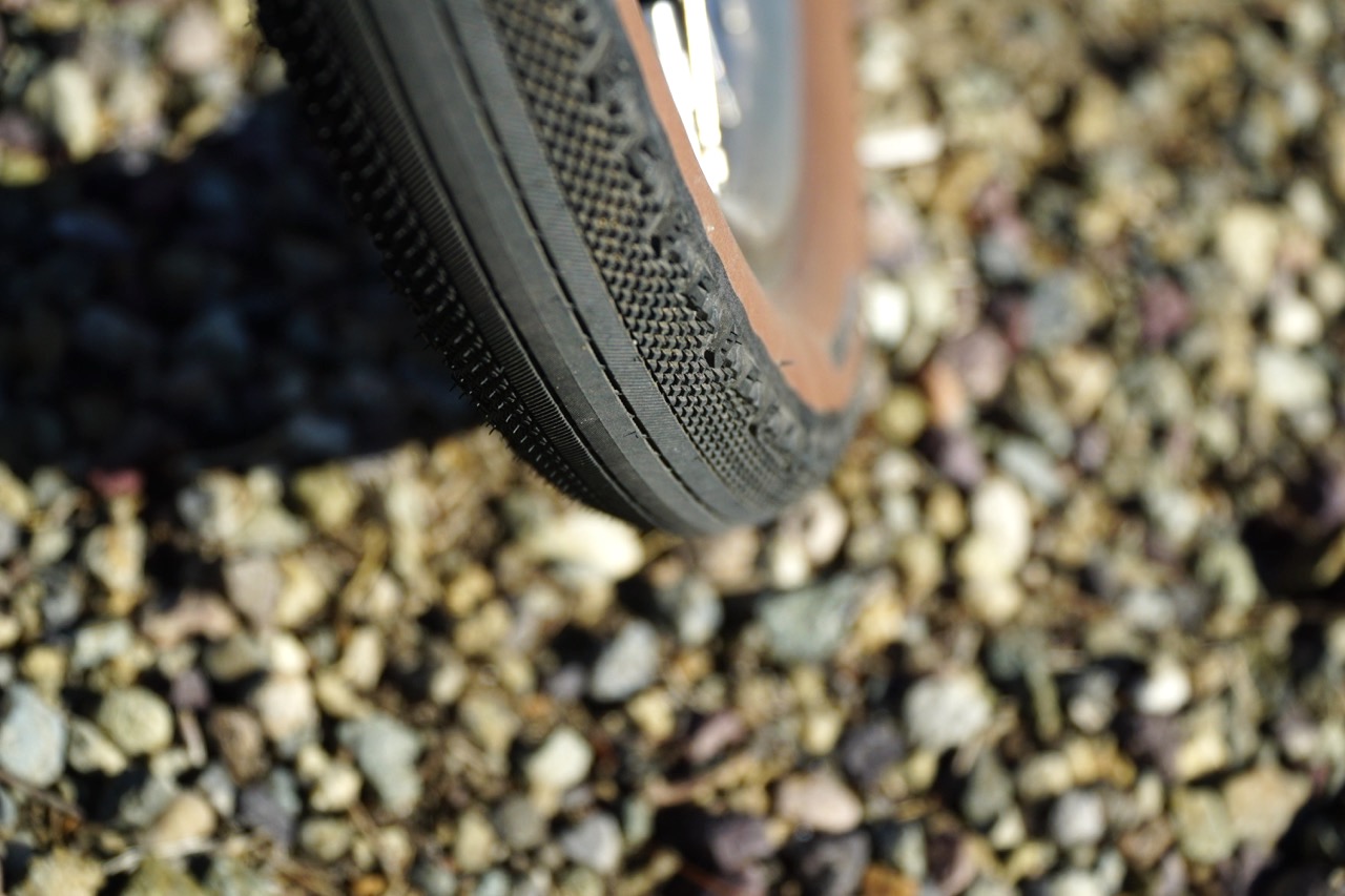 American Classic Kimberlite tread close-up on gravel