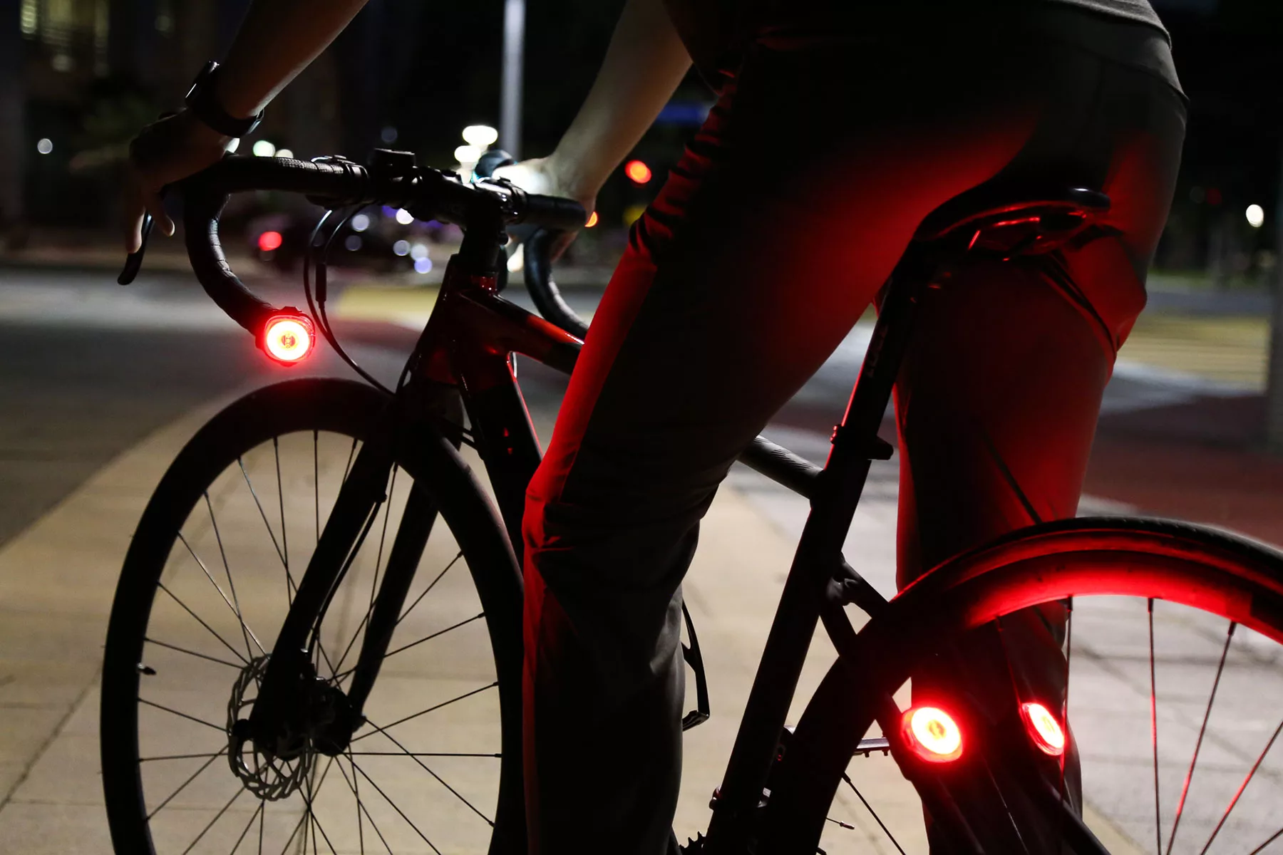 Lumos Firefly smart 4-in-1 bike lights