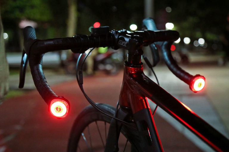 Lumos Firefly smart 4in1 bike lights adaptively boost visibility