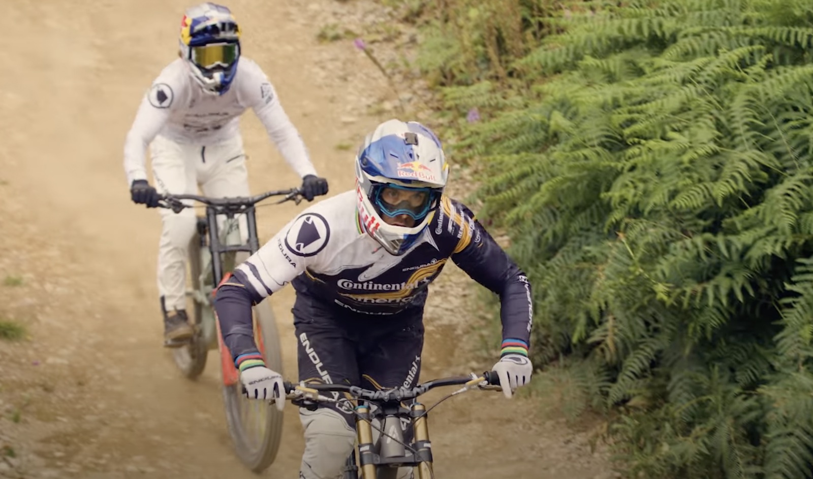 Gee Atherton returns to racing at Red Bull Hardline in Endura Custom