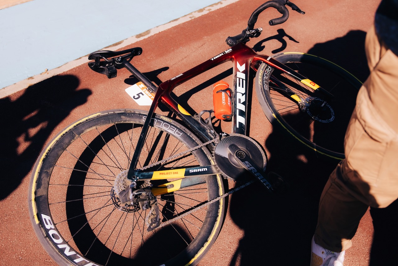 Trek Domane 2023 Paris Roubaix pro bike check