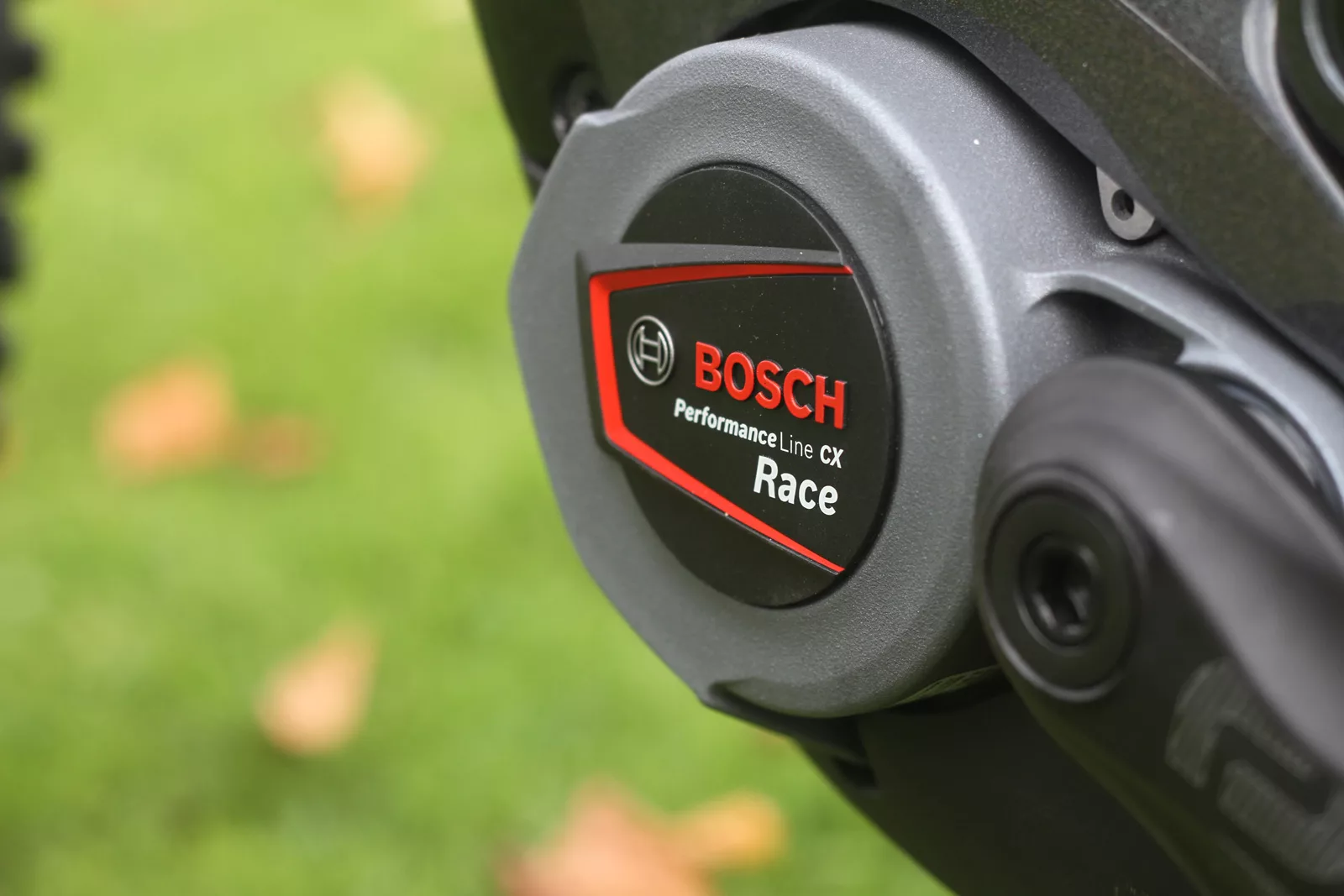 bosch cx race motor ebike racing 400% assist mode trek rail 2023