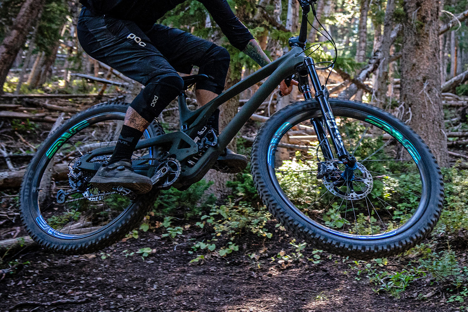 2022 Evil Offering LS 141mm carbon trail bike lightly salted updates, photo by Brian Gerow