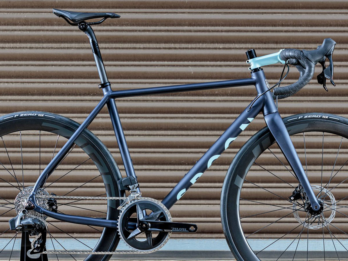 Spoon Sestriere Disc affordable fully custom scandium alloy performance road bike, frameset detail