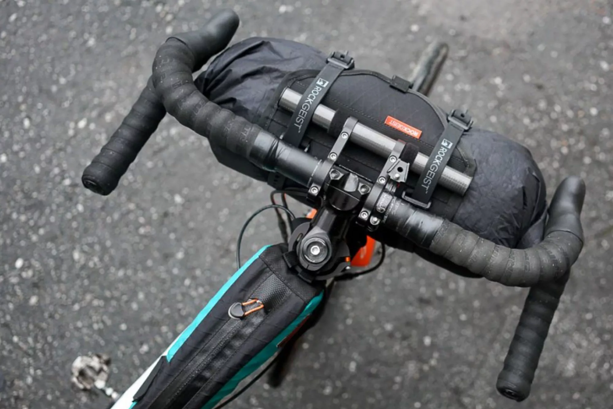 Bikepacking handlebar outlet