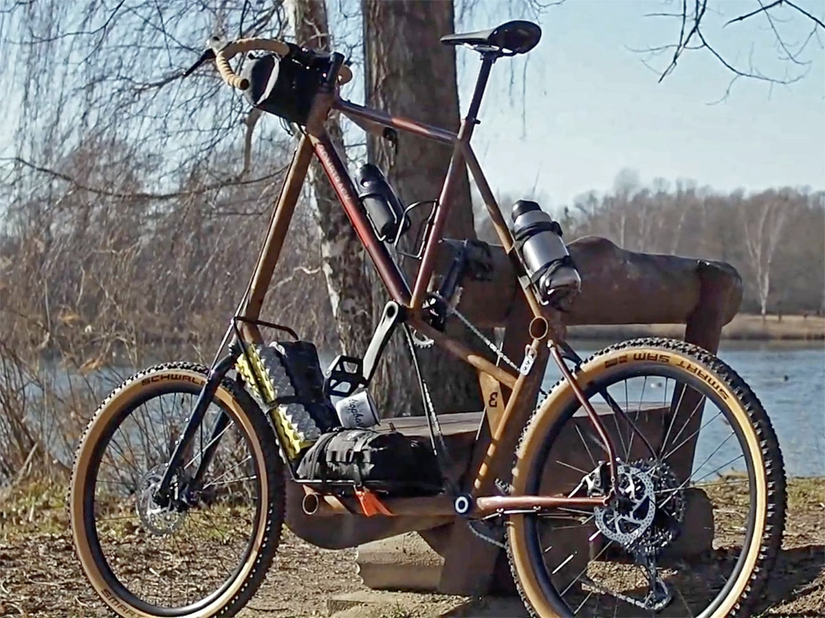Bombtrack Beyond²: Harald's House Blend Dropbar-Bikes.de custom gravel adventure tall bike, urban park bikepacking coffee ride