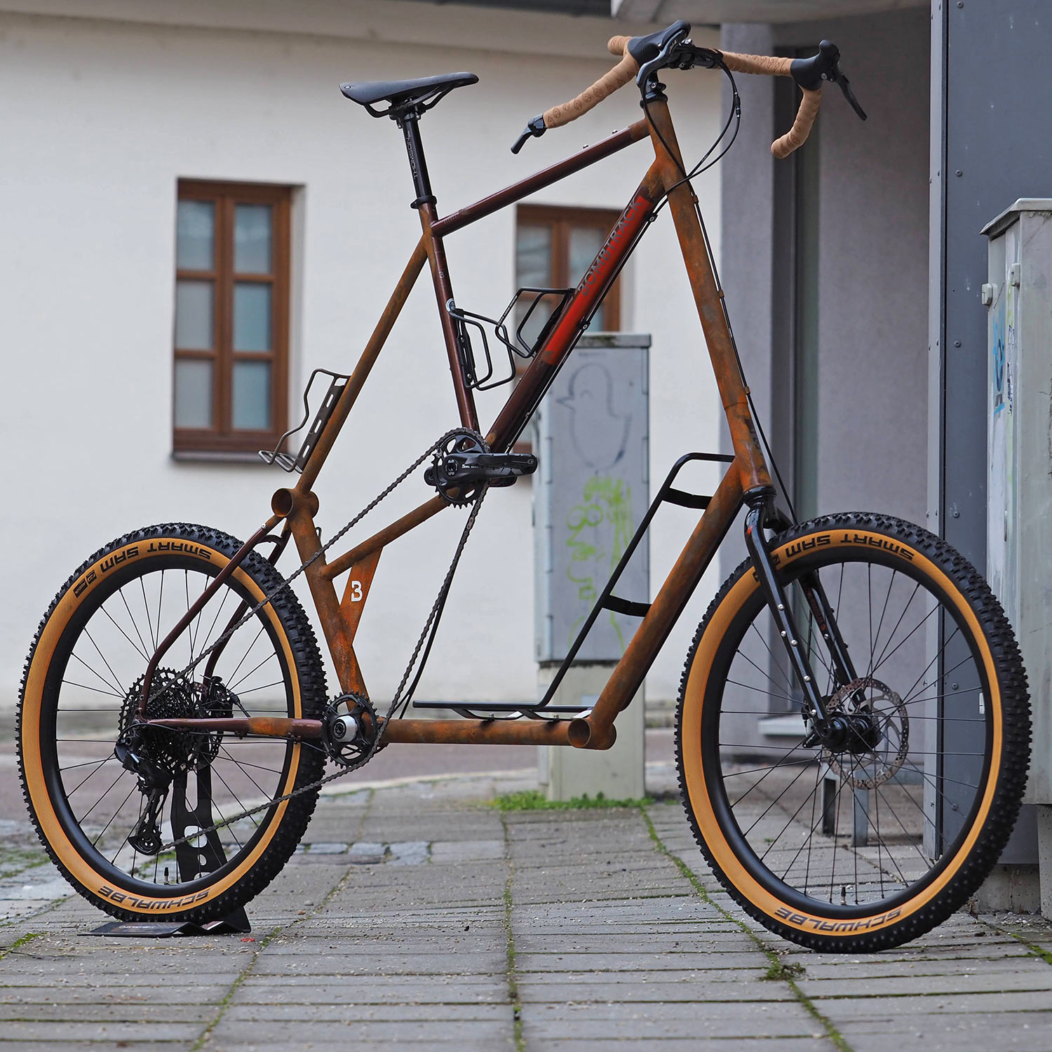 Bombtrack Beyond²: Harald's House Blend Dropbar-Bikes.de custom gravel adventure tall bike