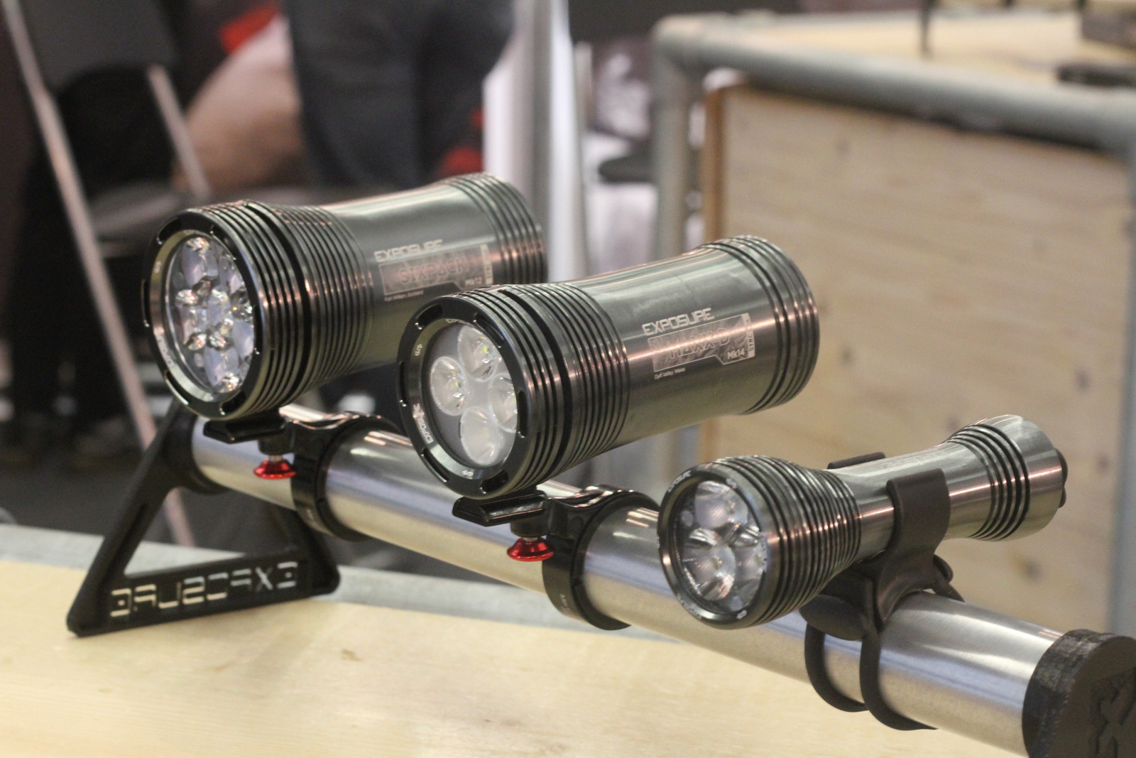 exposure lights 2023 handlebar-mounted six pack maxx d toro race