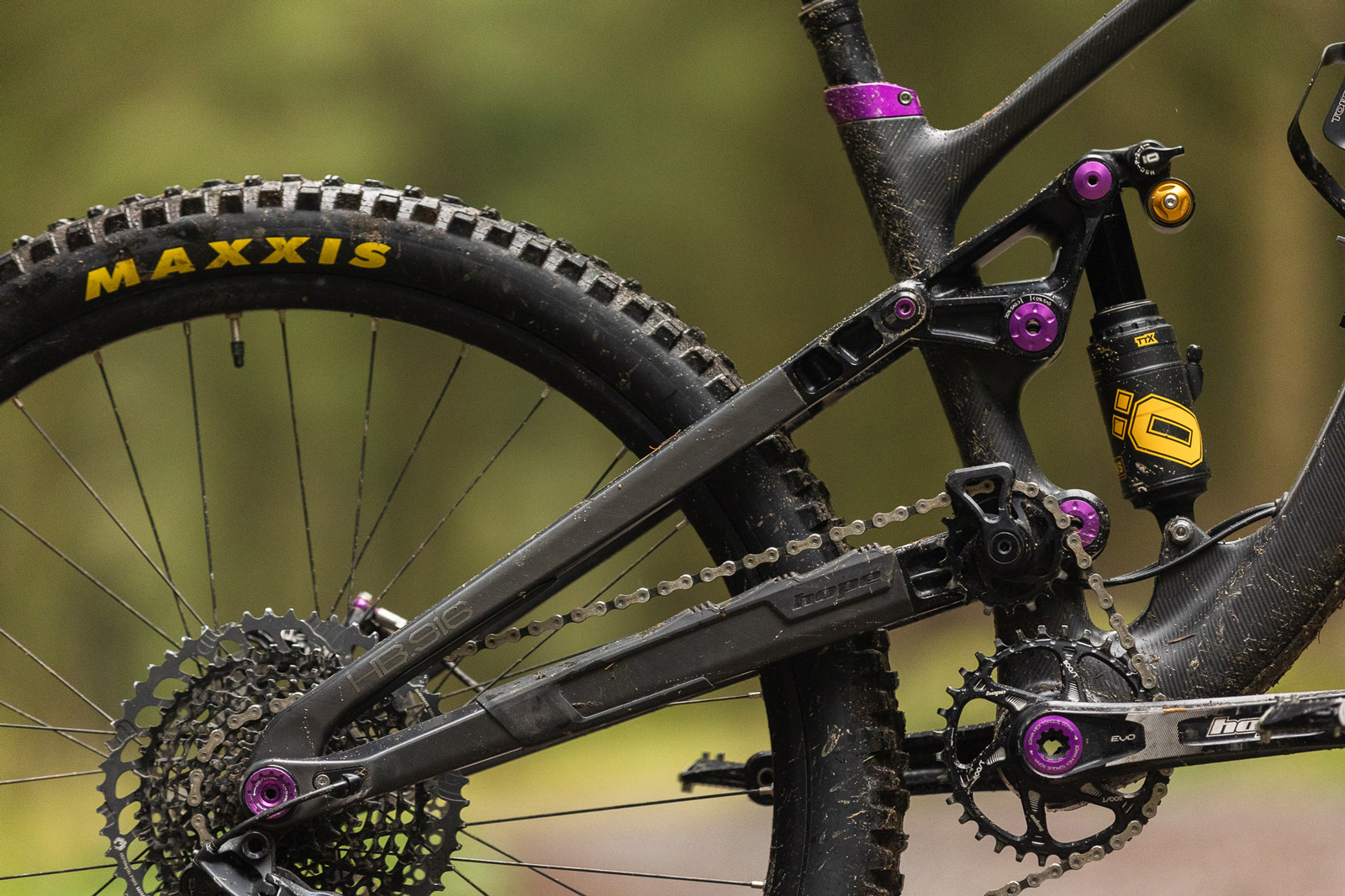 hope hb916 review idler pulley high pivot enduro mtb four-bar layout
