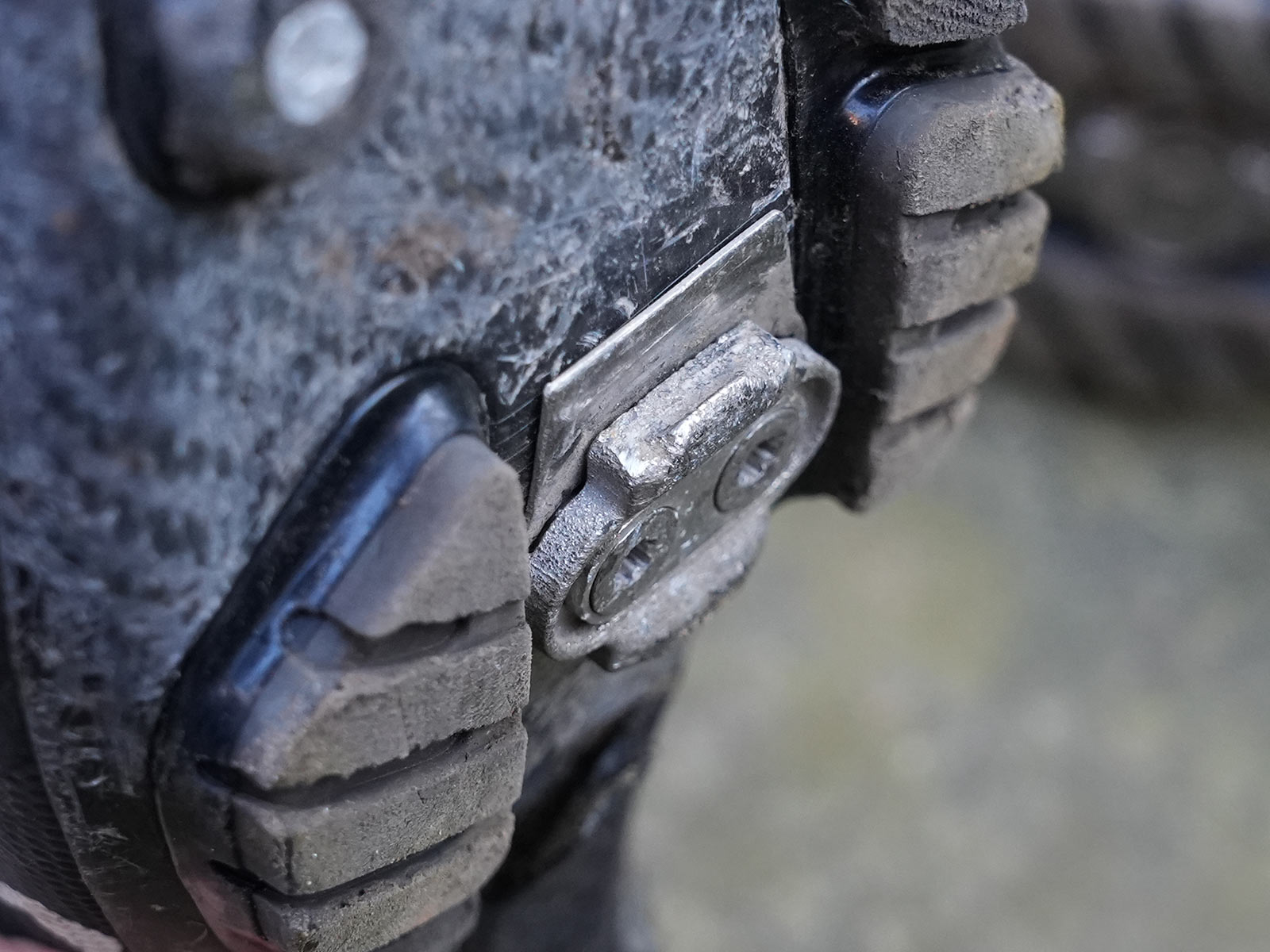 silca titanium cleats for crank brothers pedals shown on MTB shoes