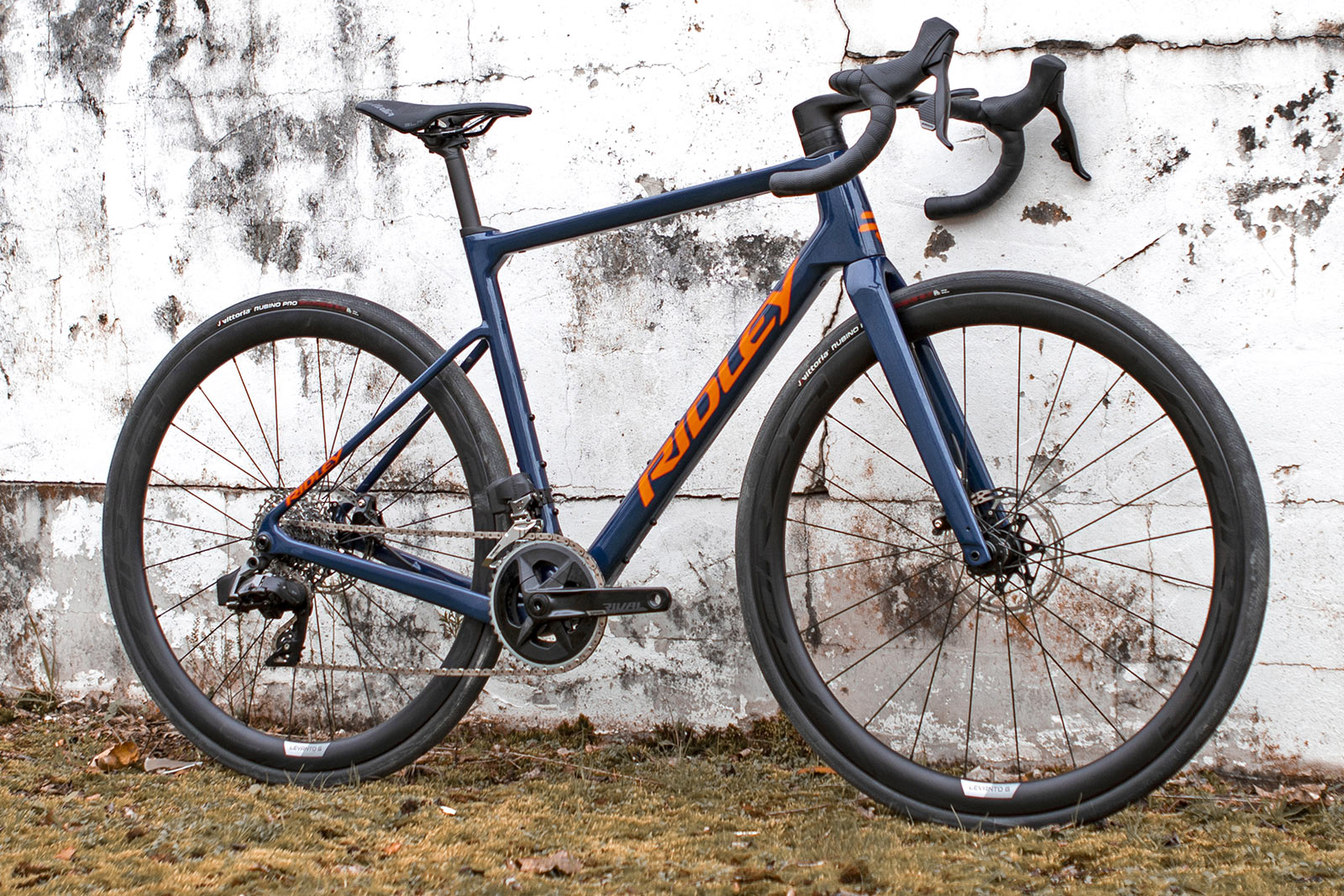 2023 Ridley Grifn carbon All-Road bike review, road Rival AXS