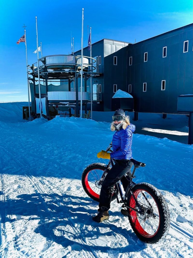 bikerumor pic of the day a person on a fat bike at the south pole