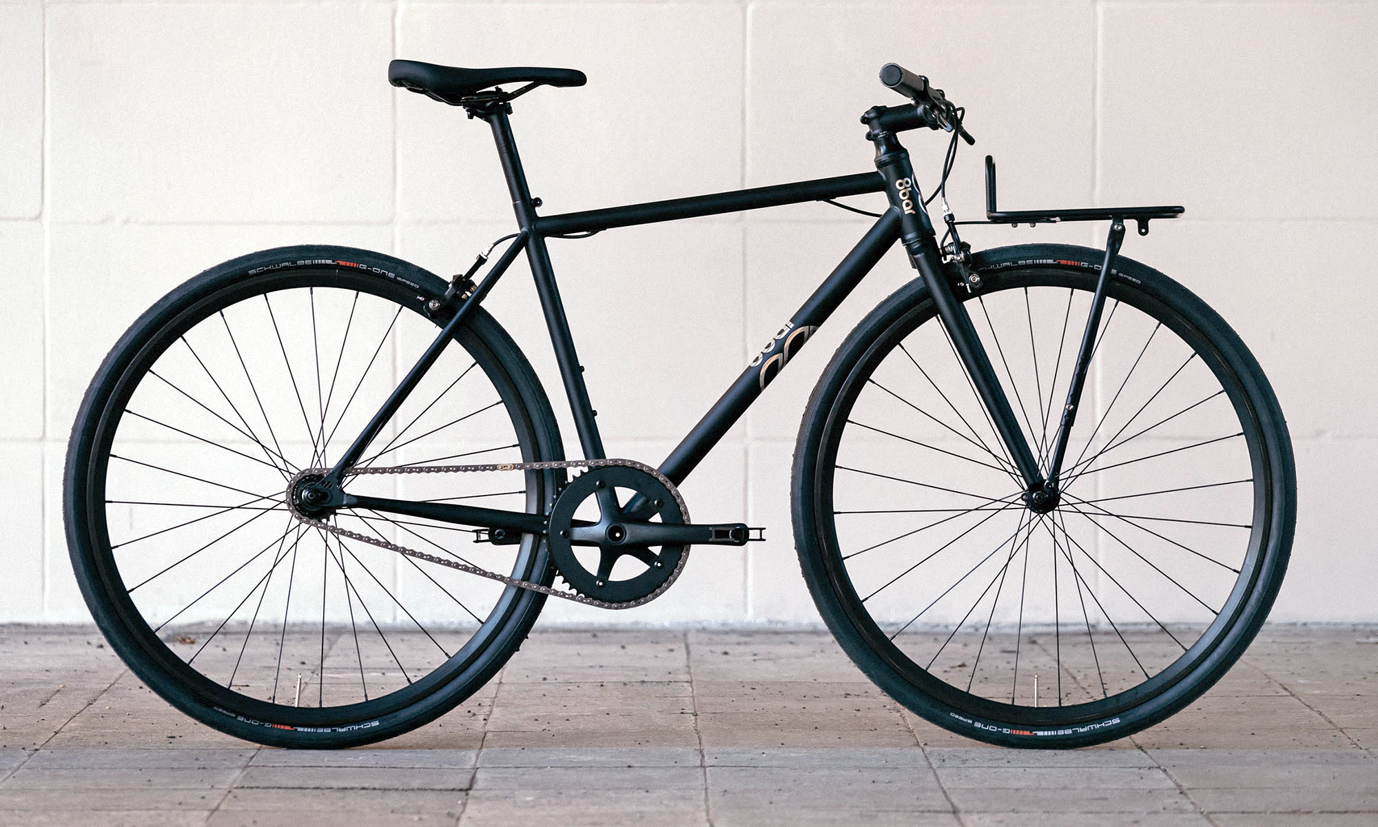 8bar Neukln steel v2 versatile affordable fixie singlespeed bike, photo by Stefan Haehnel, commuter