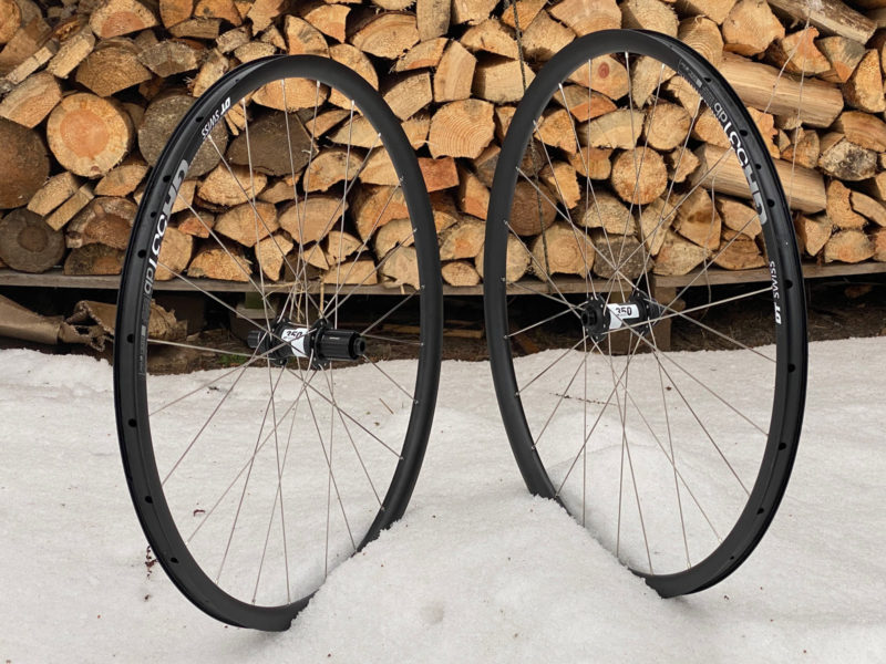 Los bujes de bicicleta de carretera DT Swiss 350 ofrecen actualizaciones de bujes Star Ratchet livianos, duraderos y asequibles, ruedas de grava